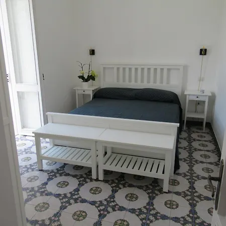 فندق مبيت وإفطار Marta تارانتو