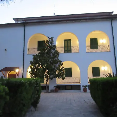 Marta فندق مبيت وإفطار تارانتو